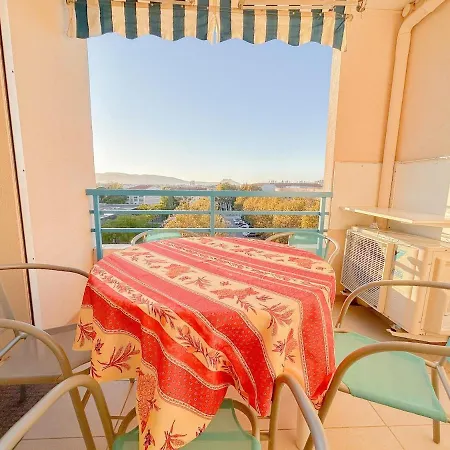 Apartment F2 A Avec Terrasse Et Parking