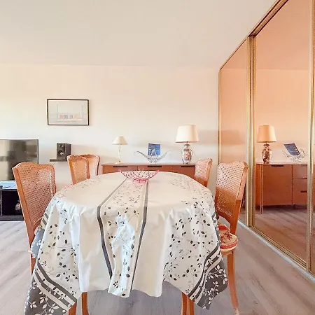 Apartment F2 A Avec Terrasse Et Parking *